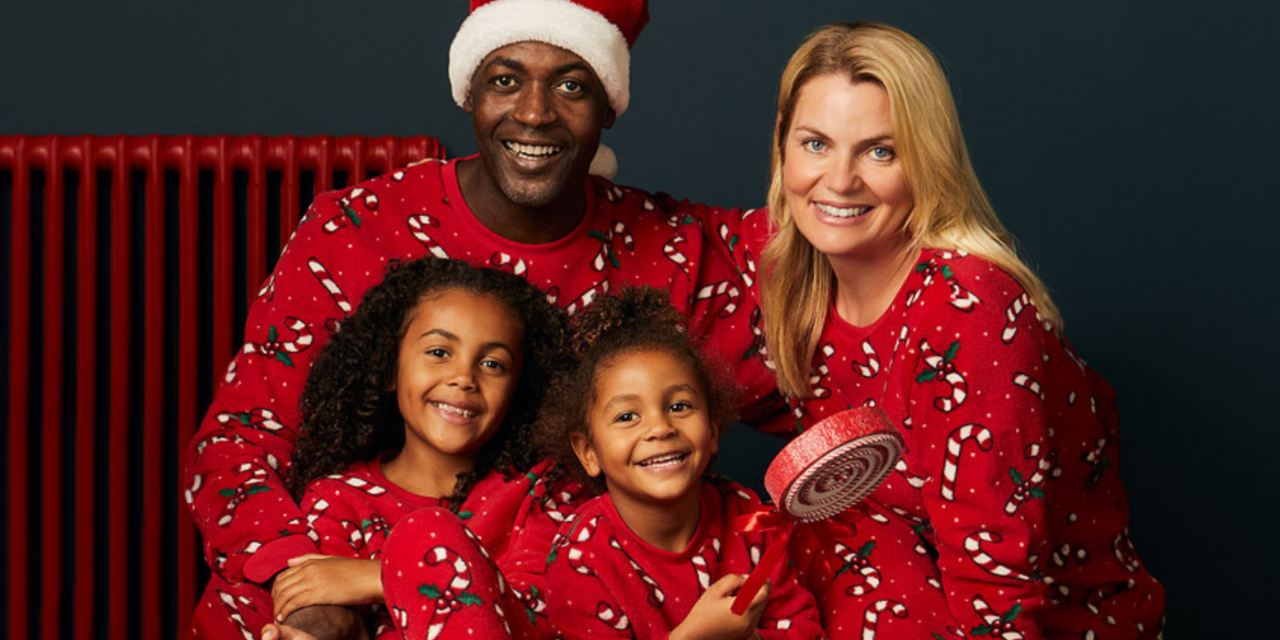 MAKE CHRISTMAS FOR EVERYONE AT DUNNES STORES Lucan Shopping Centre